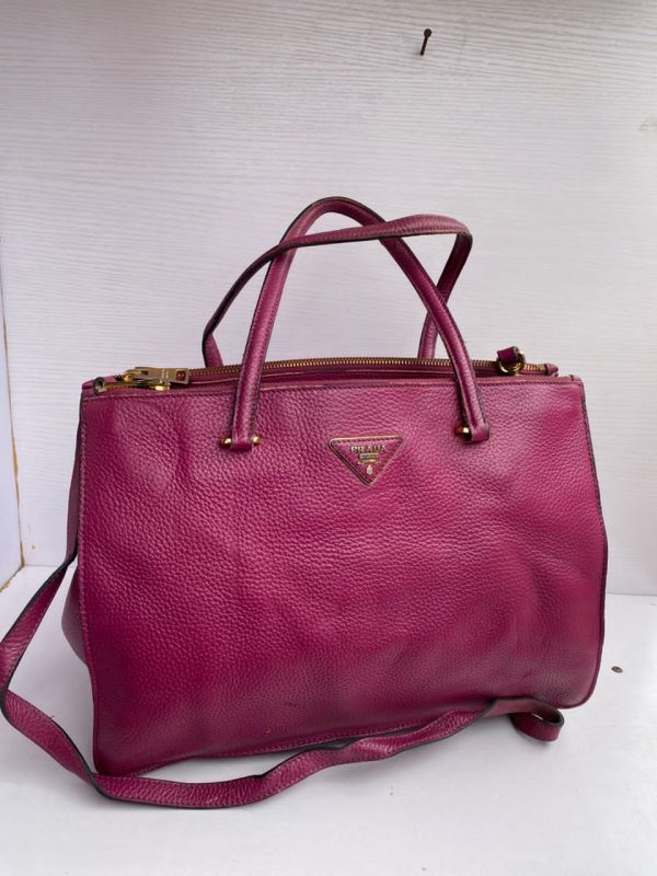 PRADA REGULAR BIG THRIFT IN LAGOS